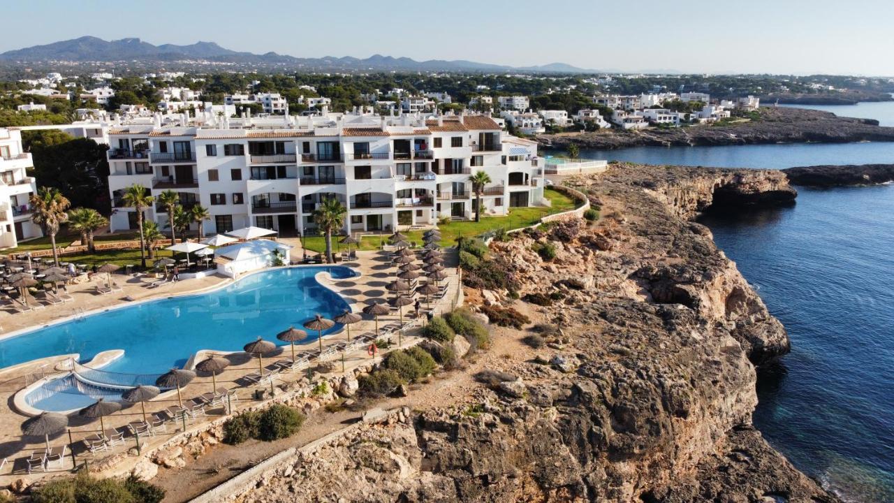 Alua Suites Las Rocas Cala D´Or 外观 照片