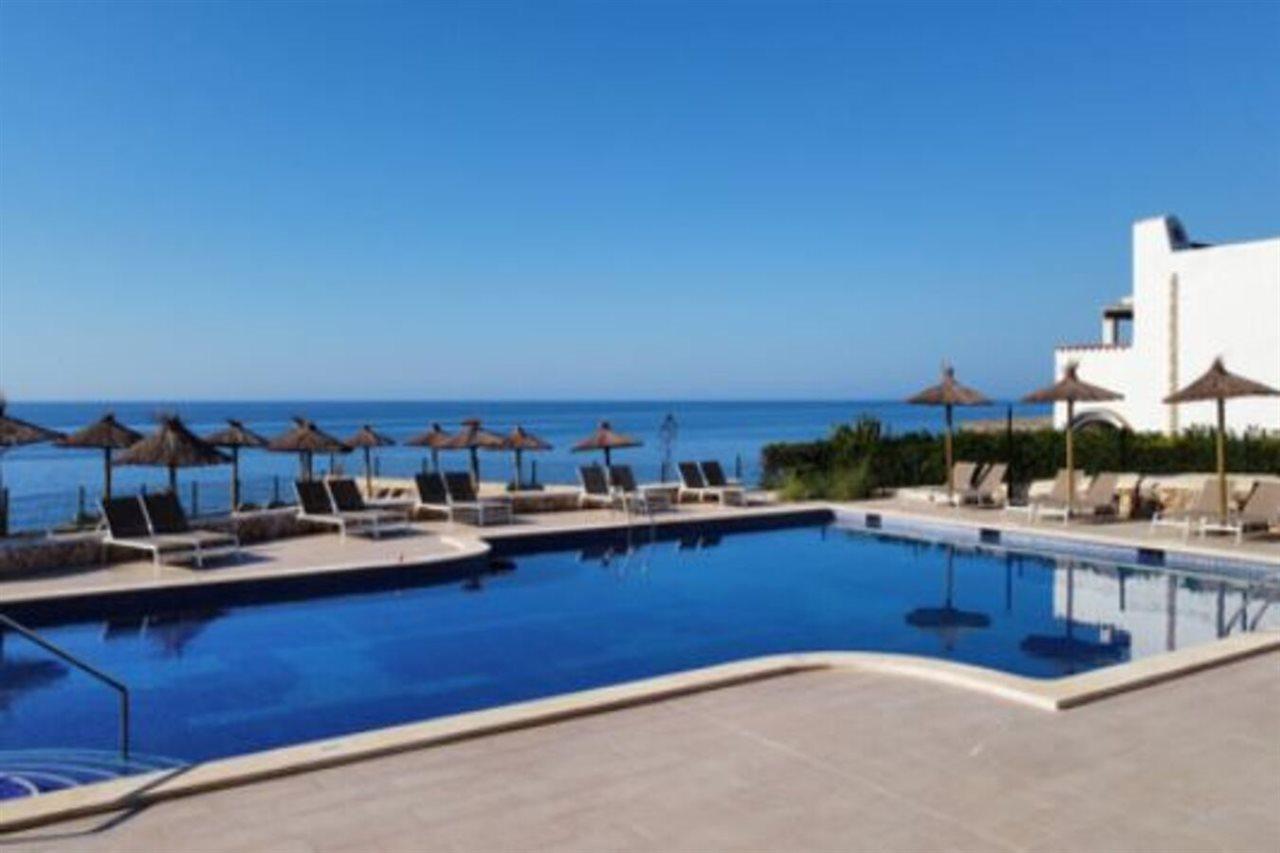 Alua Suites Las Rocas Cala D´Or 外观 照片
