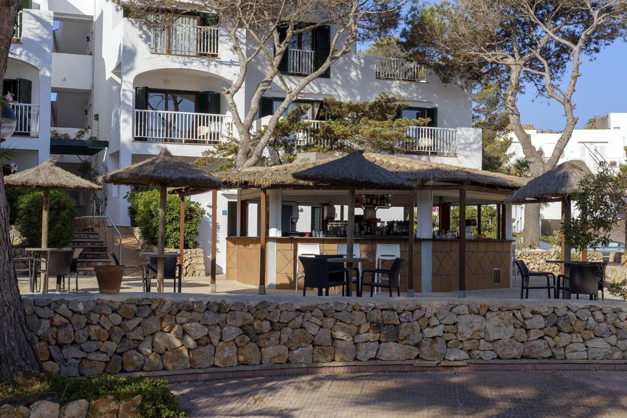 Alua Suites Las Rocas Cala D´Or 外观 照片