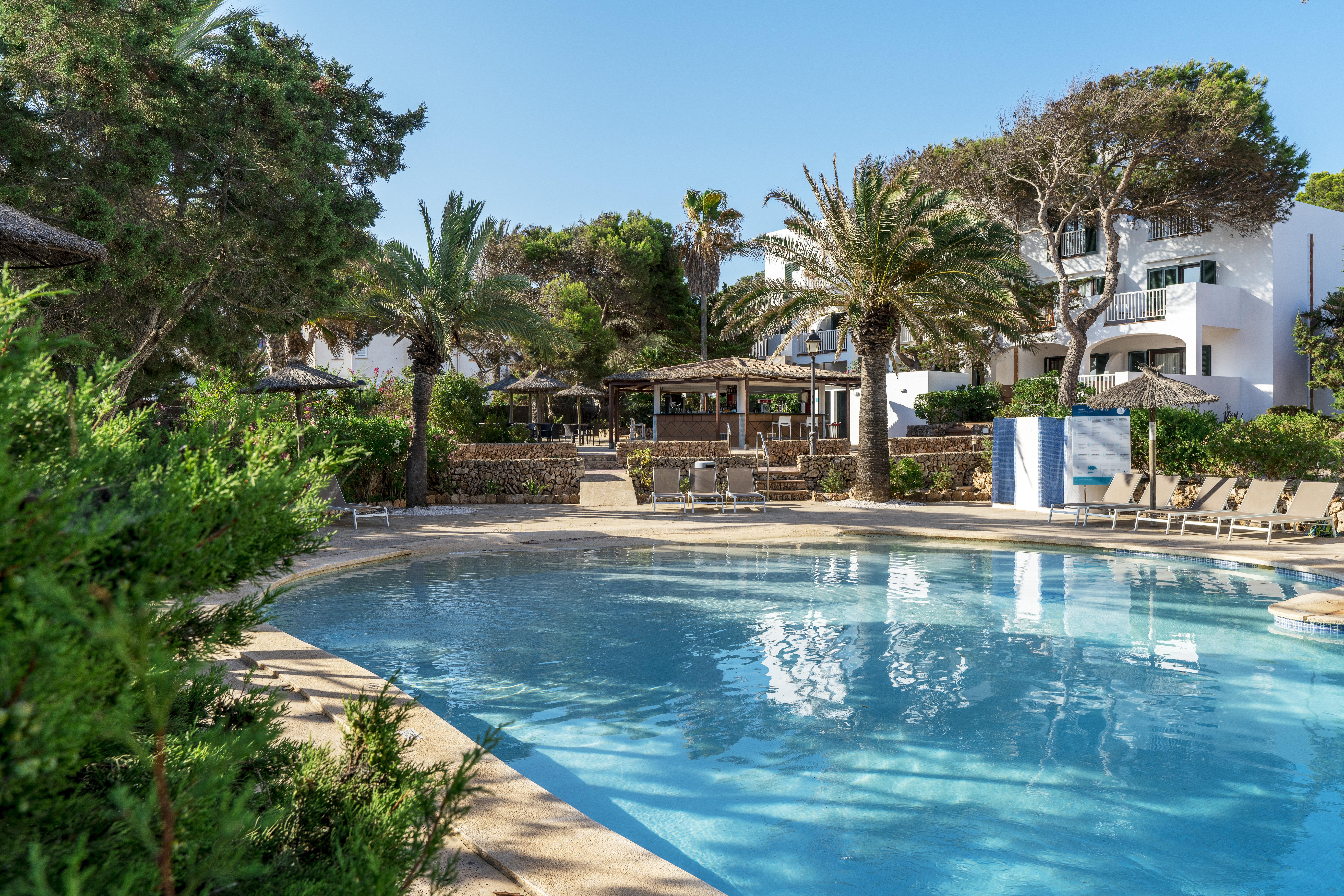 Alua Suites Las Rocas Cala D´Or 外观 照片