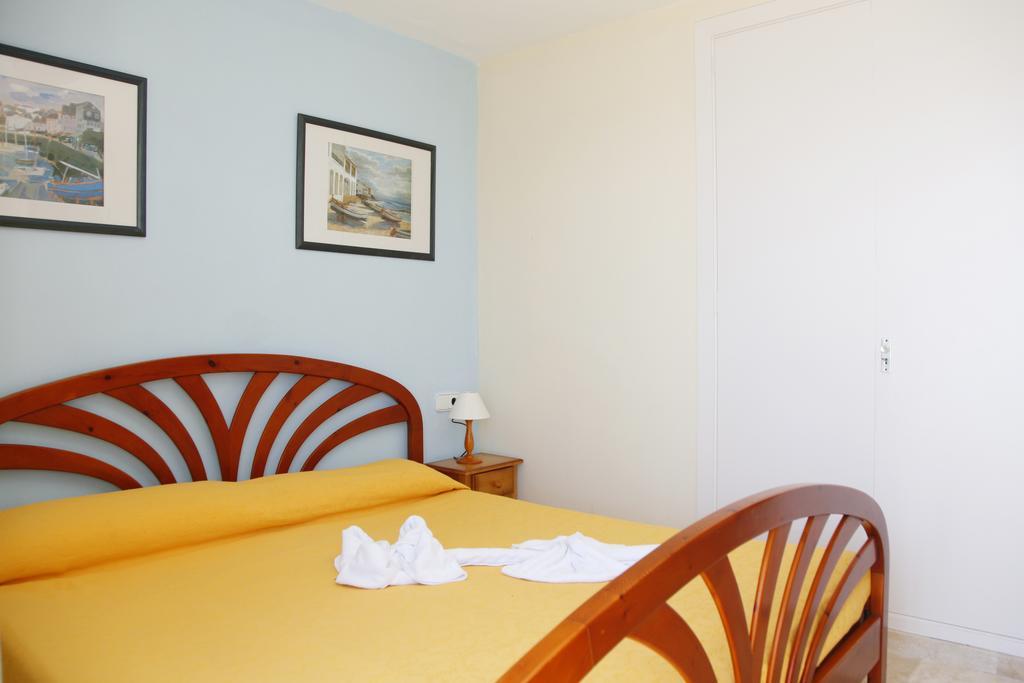 Alua Suites Las Rocas Cala D´Or 外观 照片